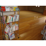 図書コーナー（定期入れ替え）